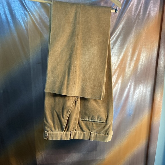 Knack 70’s 3 piece tan corduroy suit. 44 jacket 36” pants. Slight discolor patch - Picture 11 of 14